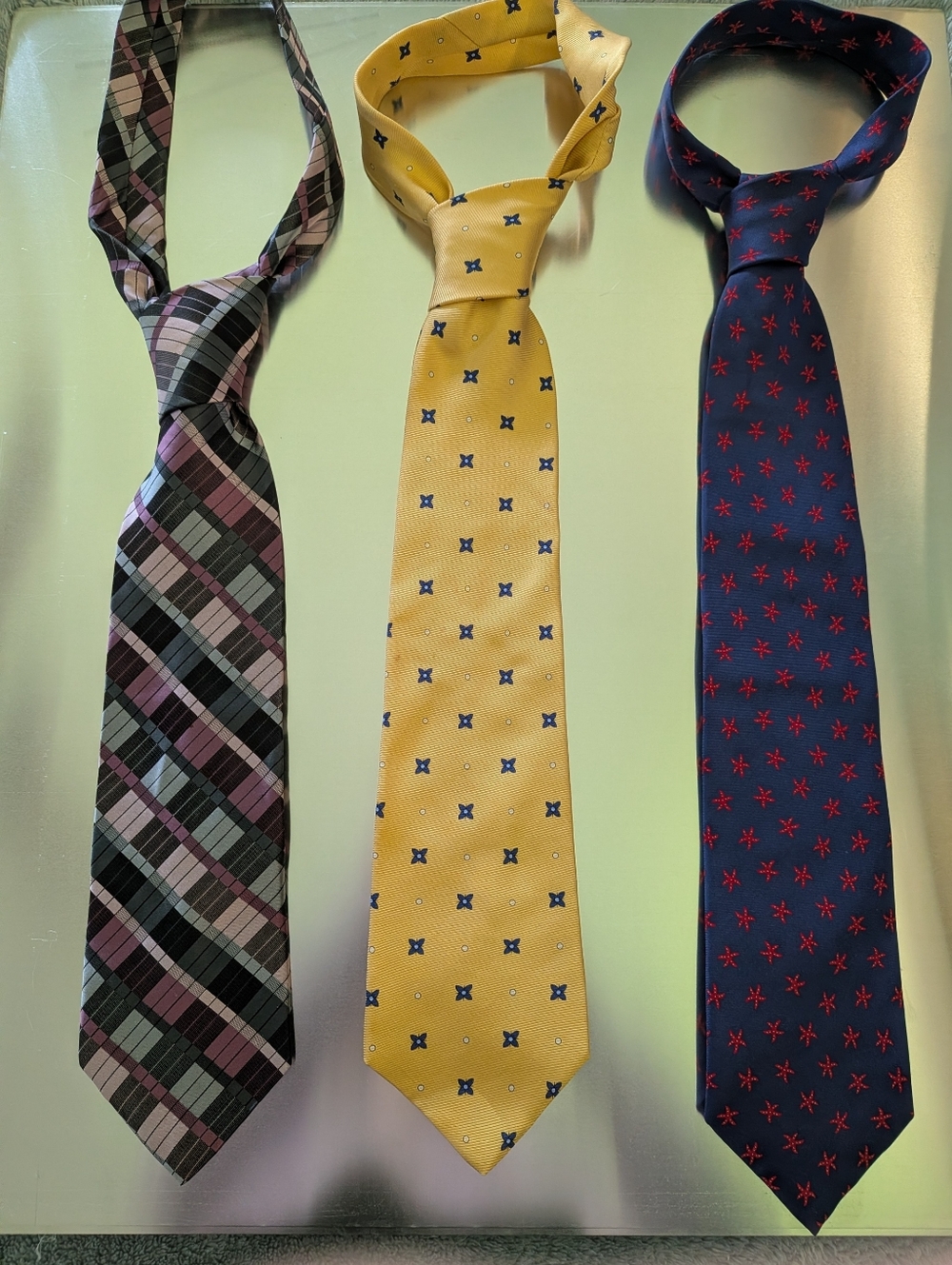 Mens Or Women's Lot Of 3 Ties
